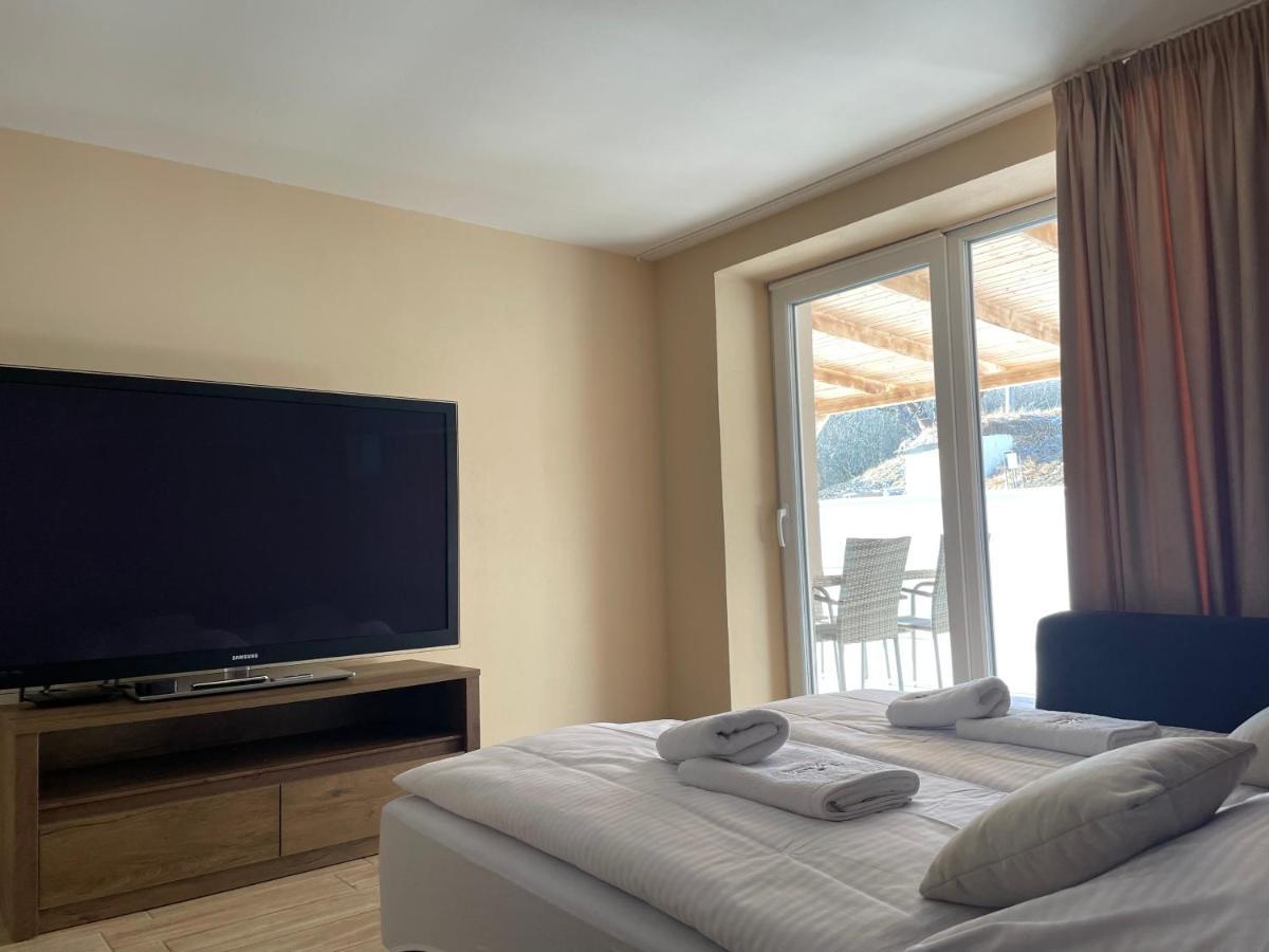 Totina Apartments Závažná Poruba Екстериор снимка