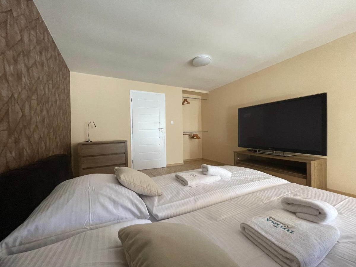 Totina Apartments Závažná Poruba Екстериор снимка