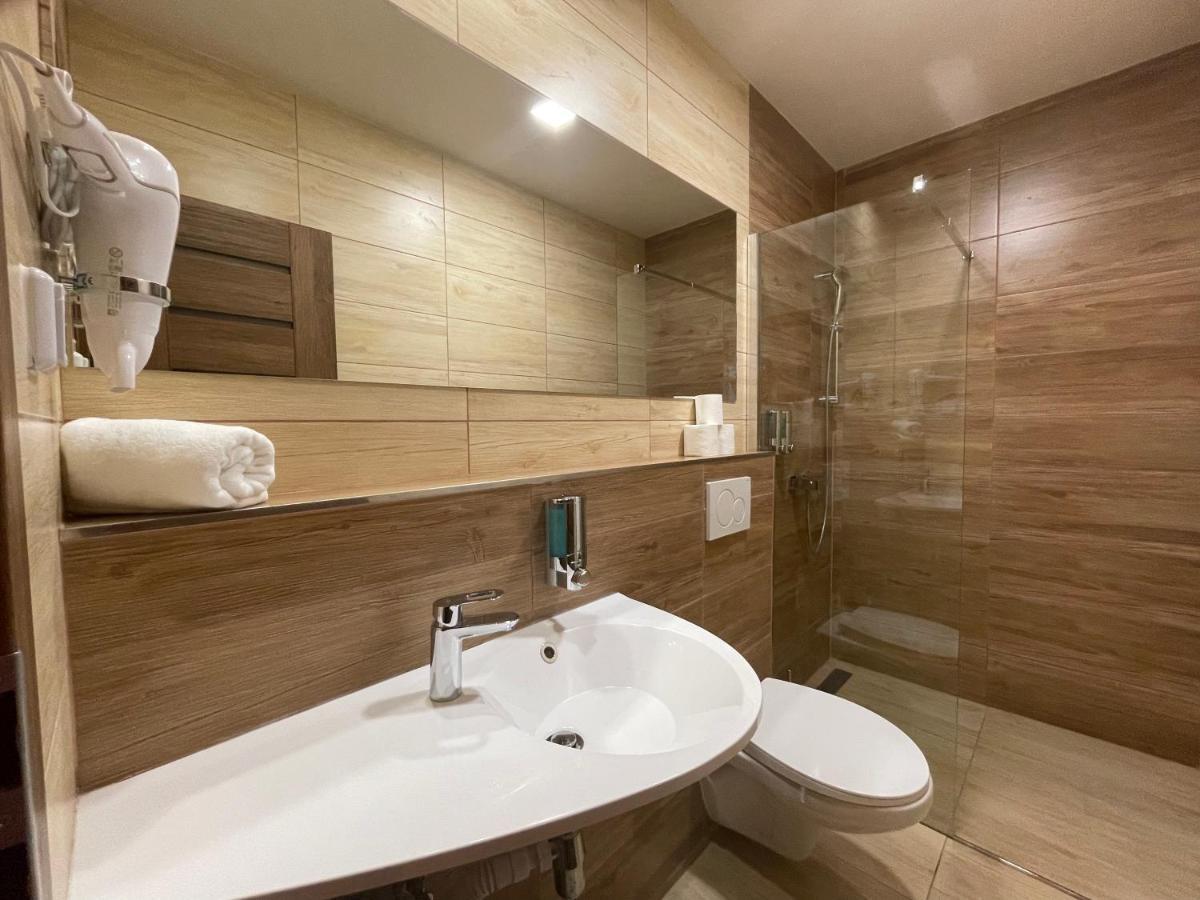 Totina Apartments Závažná Poruba Екстериор снимка